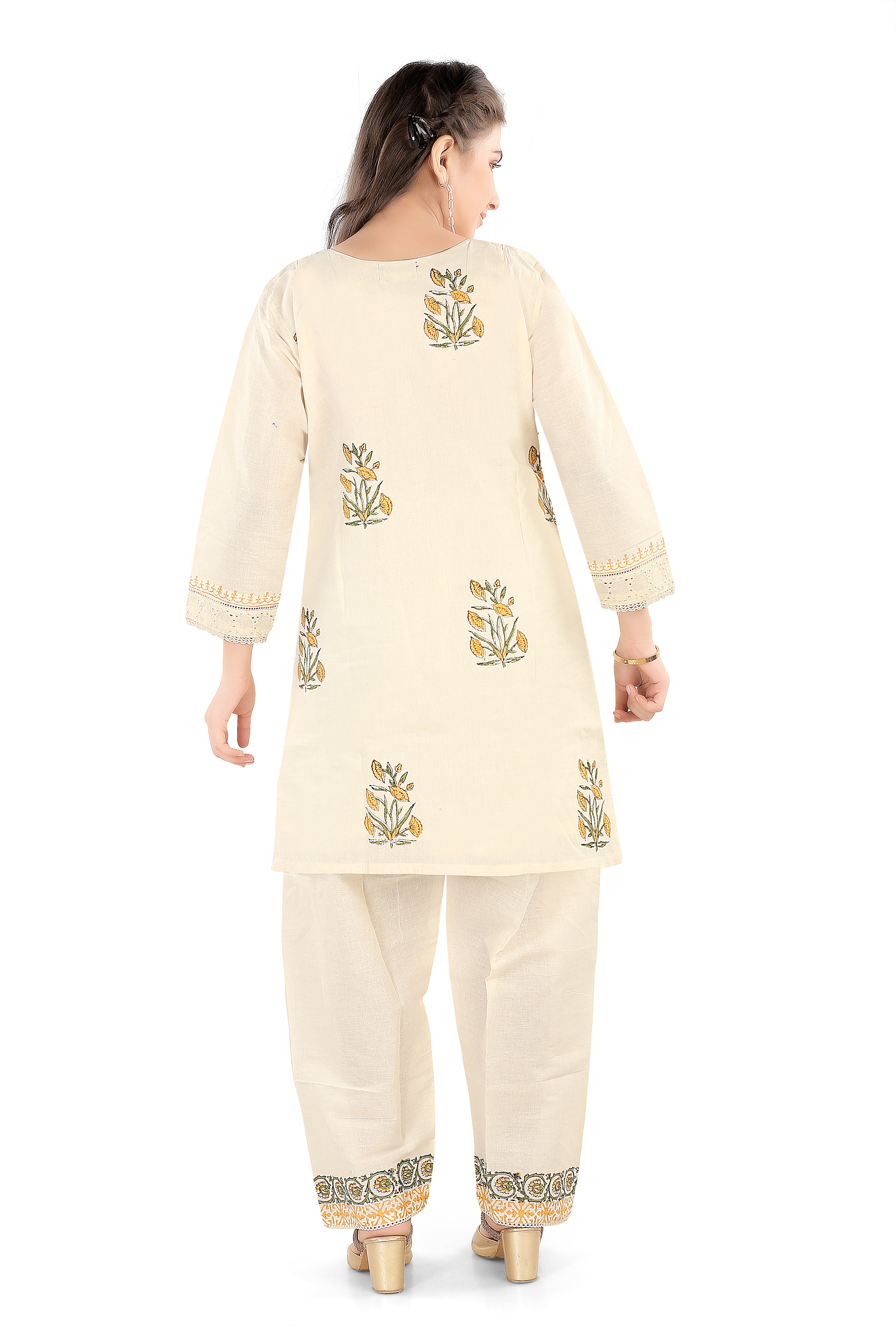 Chikankari EMB Kurti Set Cream