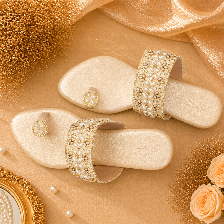 Aurelia Pearl Luxe Toe Slides