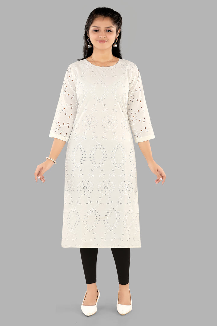Hakoba Embroidery kurti