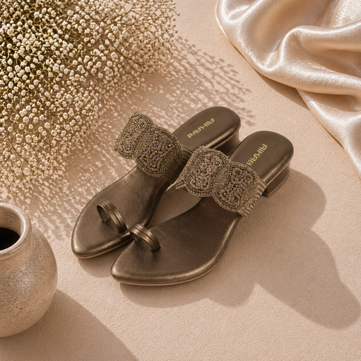 AIKAA ethnic toe-ring flat in brown for women