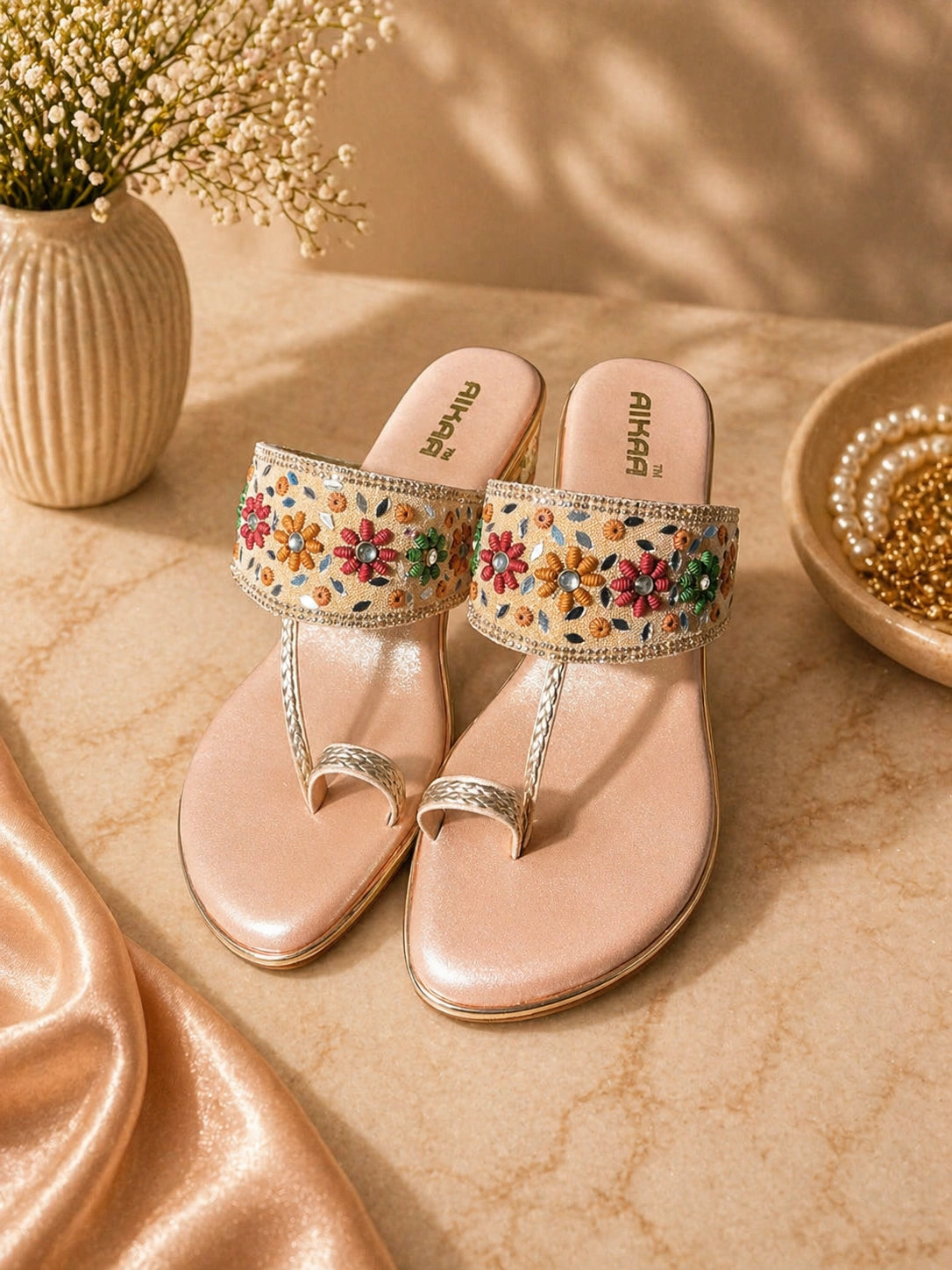AIKAA Indian ethnic footwear in light pink for women