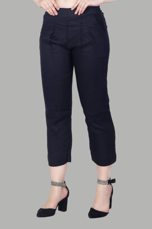 AIKAA Lunexa straight pant in black for women