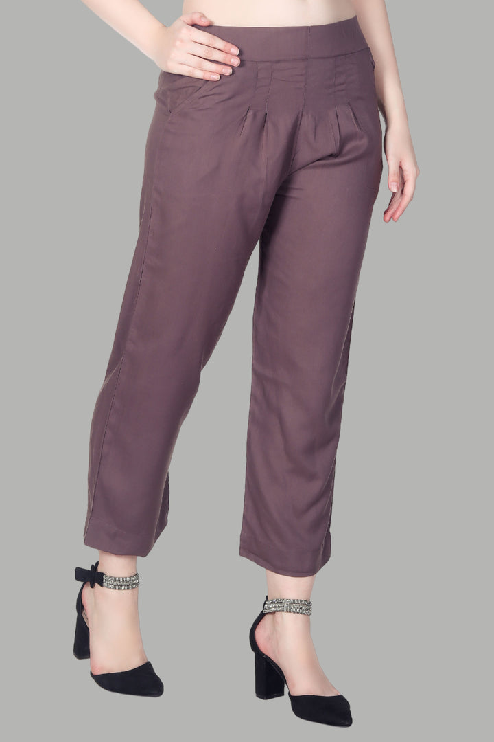 AIKAA Nyvora straight pant in purple for women