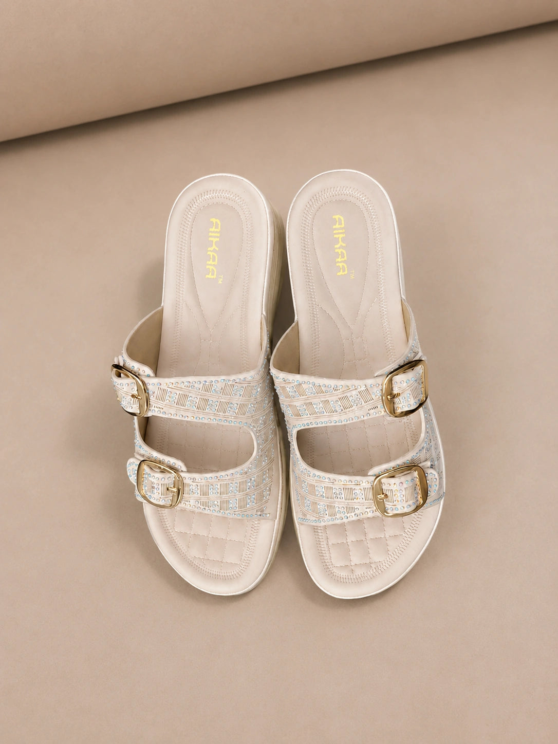 Comfortable off white slipons for daily wear