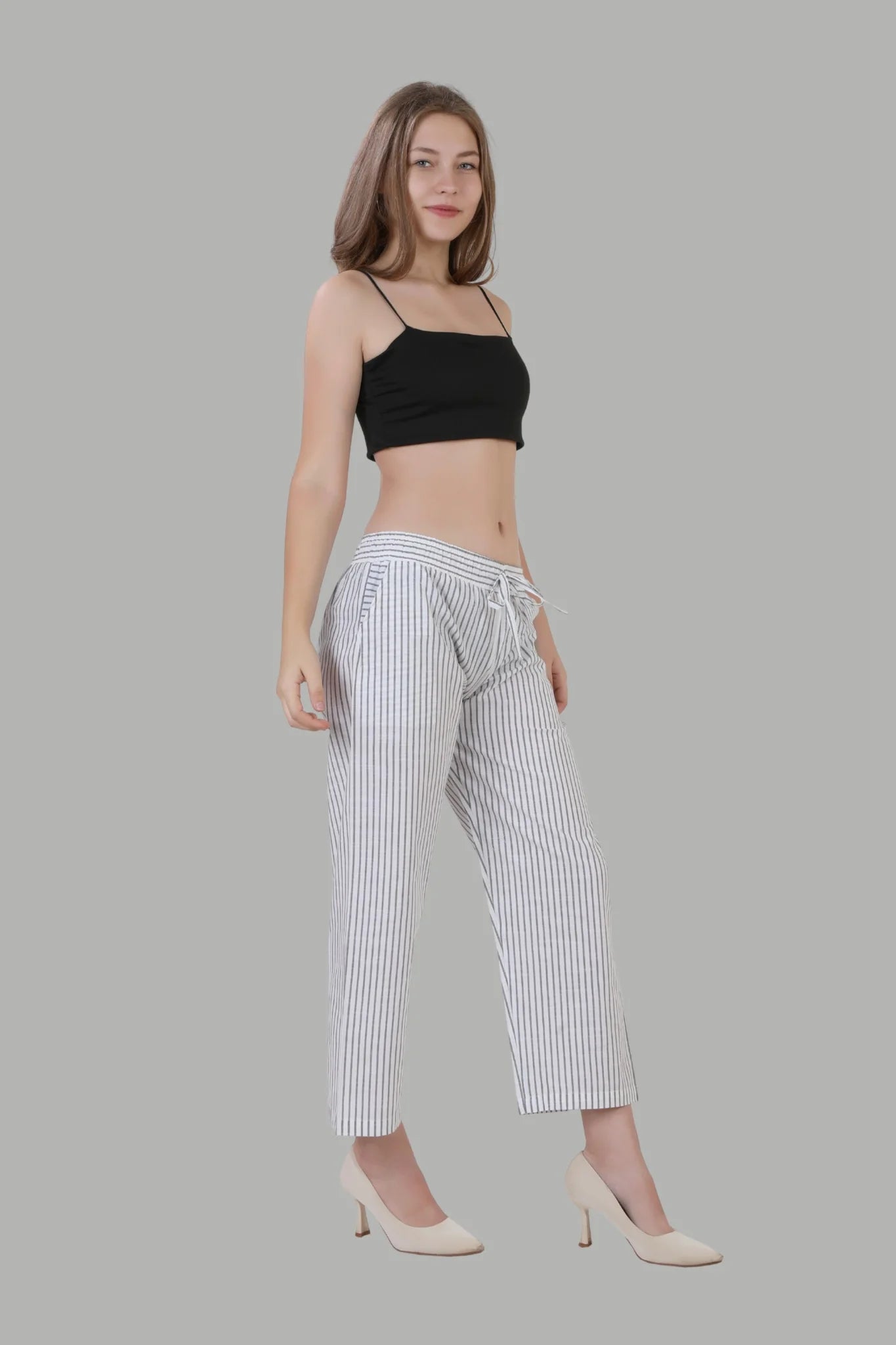Comfortable women’s white striped casual pants