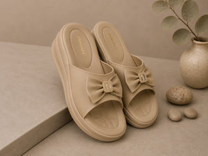 Stylish beige bow comfort slides for women