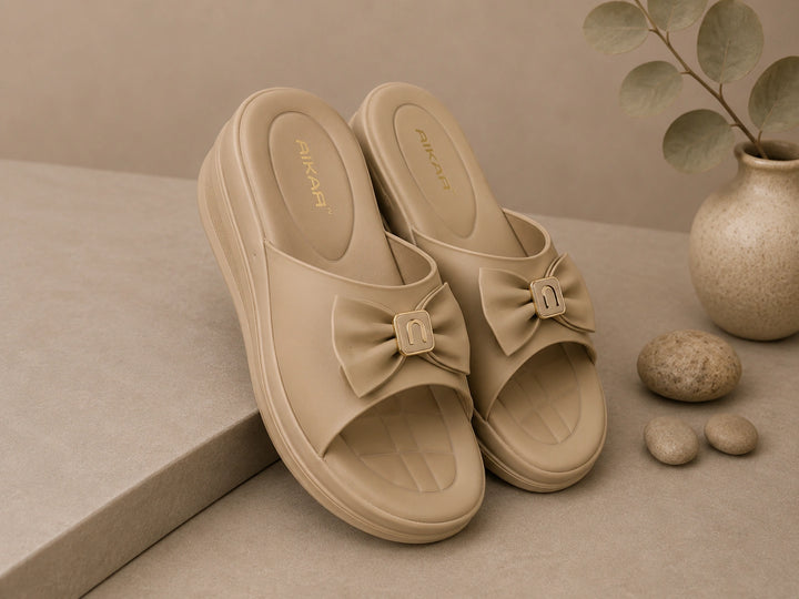 Stylish beige bow comfort slides for women