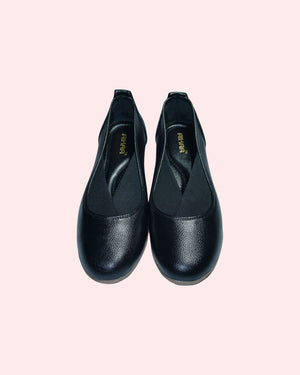 Stylish black casual leather loafers for women
