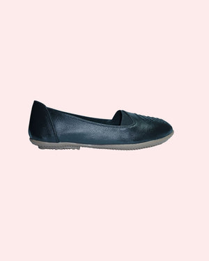 Stylish black premium leather loafers for women