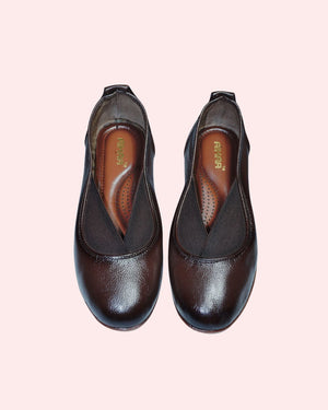 Casual leather loafers in brown for women