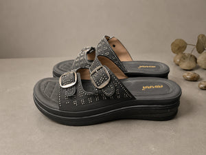 Elegant women’s black casual slipon footwear