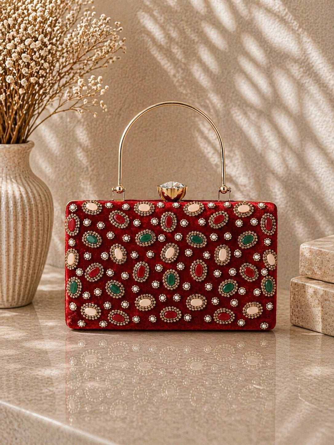 Luxury evening handbag for festive and party wear