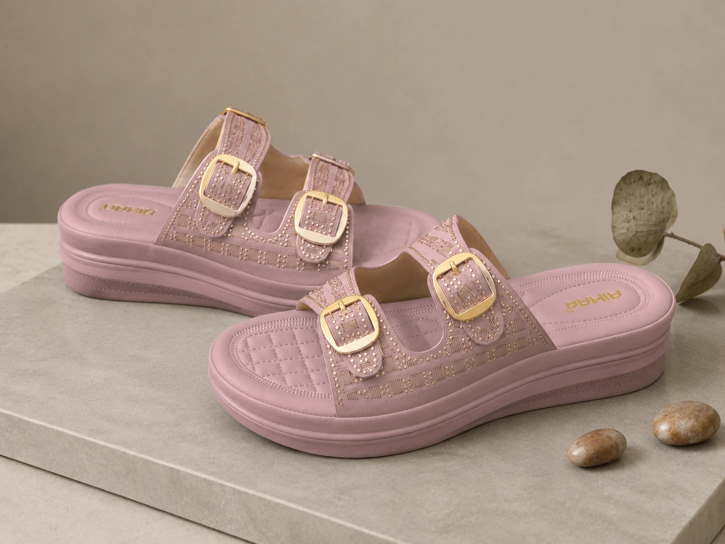Stylish pink jelly classic glow slipon sandals