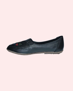Elegant black casual leather shoes for daily wear
