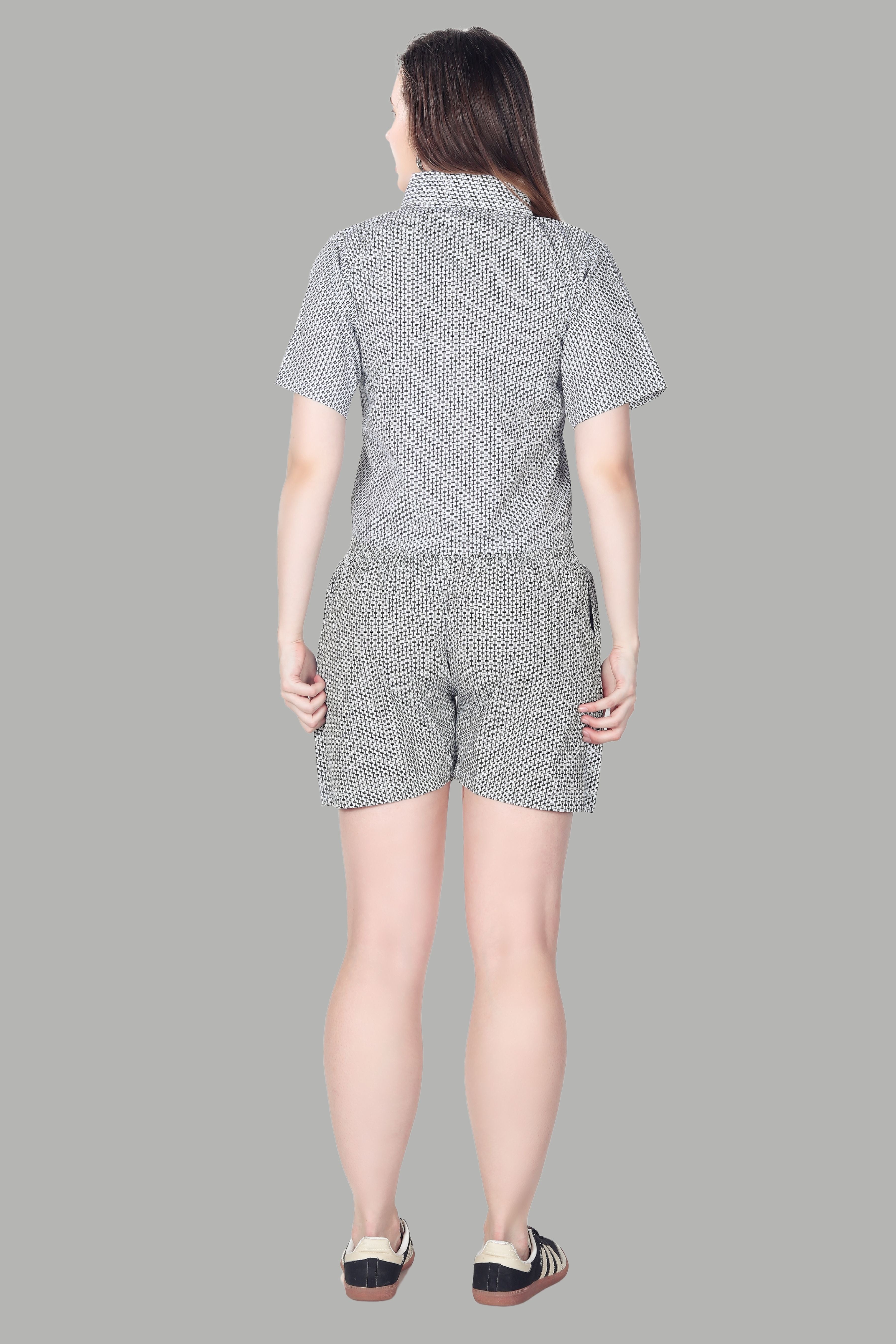 Comfortable and fashionable co-ord set by AIKAA