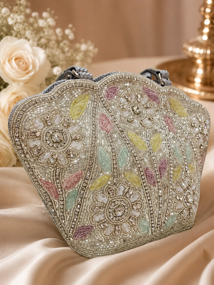 Stylish vintage beaded clutch bag for party wear