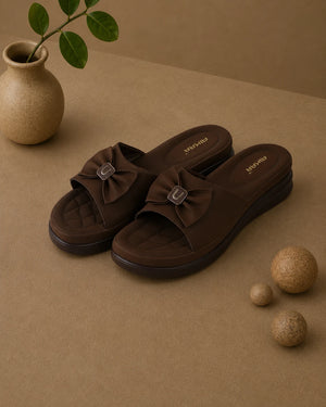 Fashionable brown bow slides for girls and women
