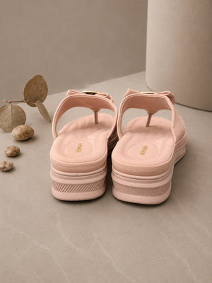 Elegant women’s flat footwear for daily wear