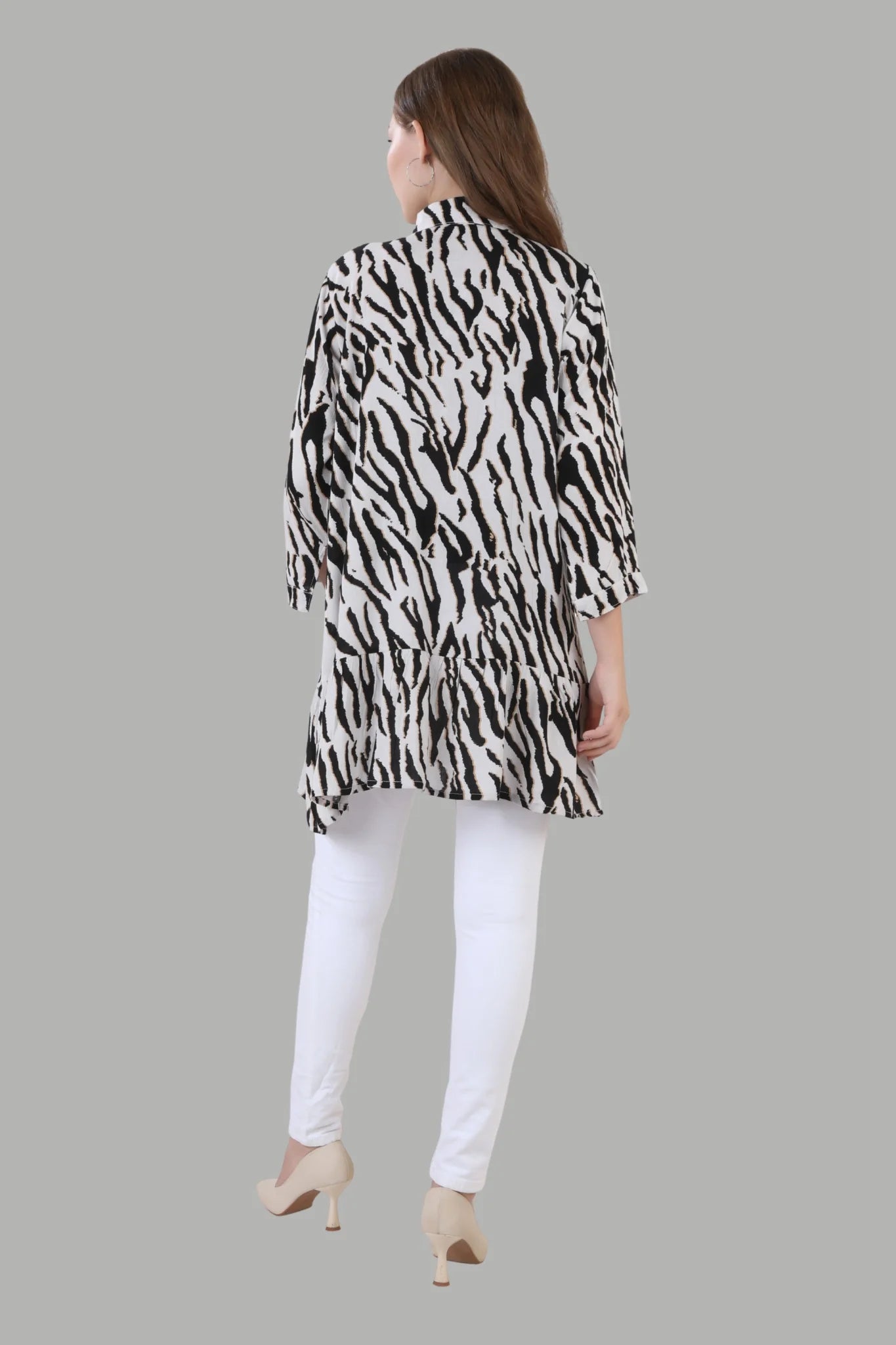Fashionable zebra print midi dress for daily wear